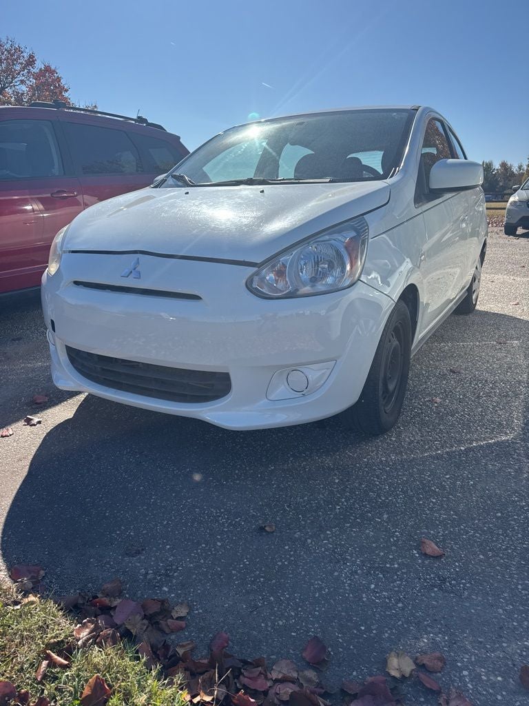 2015 Mitsubishi Mirage DE in White — front three-quarter view