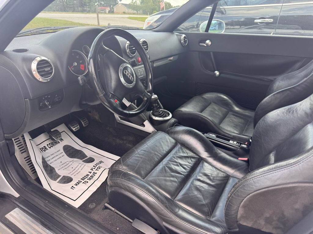 2001 Audi TT — detail view